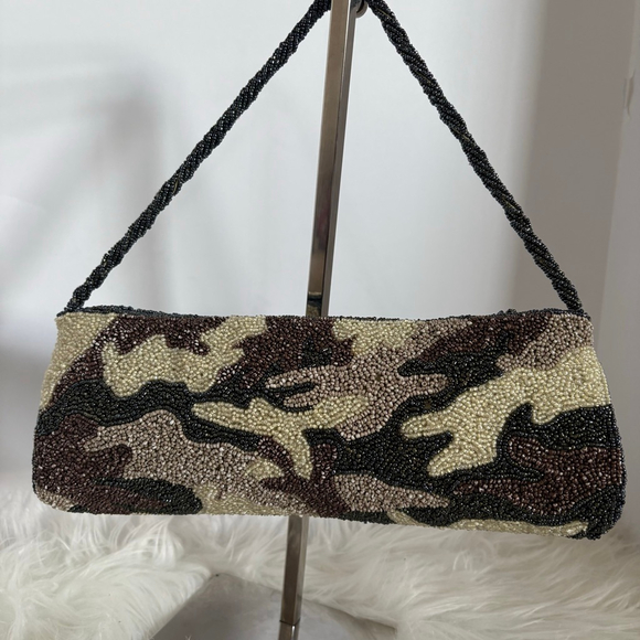 Women's Moyna Vintage Camo Fully Beaded Clutch Wristlet, One Size, Brown/Beige - Picture 5 of 14